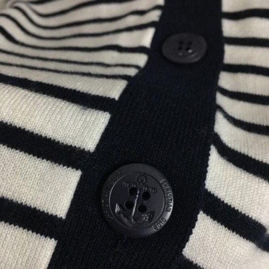 2023FW Knit Cardigan DIOR Dior has a casual atmosphere 2023FW Knit Cardigan DIOR Dior has a casual atmosphere