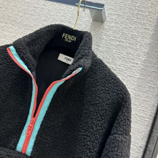2023FW coat FENDI Completed mature style 2023FW coat FENDI Completed mature style