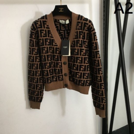 2023FW Knit Cardigan FENDI Featured new item with a seasonal feel 2023FW Knit Cardigan FENDI Featured new item with a seasonal feel