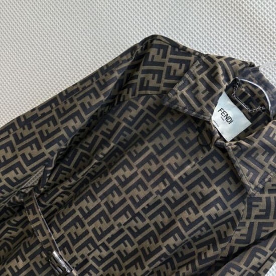2023FW Trench Coat FENDI Used by celebrities and entertainers 2023FW Trench Coat FENDI Used by celebrities and entertainers