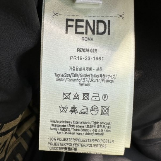2023FW Coat FENDI Refreshing new products are trending in the fall and winter 2023FW Coat FENDI Refreshing new products are trending in the fall and winter