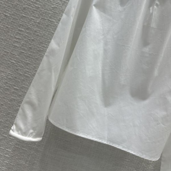 FENDI 2023FW long-sleeved shirt that takes your style to the next level FENDI 2023FW long-sleeved shirt that takes your style to the next level