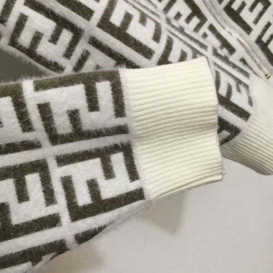 FENDI Overwhelming Luxury 2023FW Knit Cardigan FENDI Overwhelming Luxury 2023FW Knit Cardigan