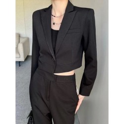 FENDI Eye-catching style this winter 2023FW Top and bottom set