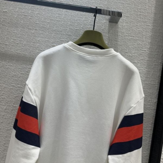 GUCCI Fans flock to the new Gucci winter 2023FW pullover GUCCI Fans flock to the new Gucci winter 2023FW pullover