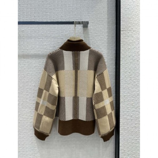 2023FW Sweater HERMES For an elegant casual outfit 2023FW Sweater HERMES For an elegant casual outfit