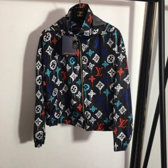 LOUIS VUITTON Louis Vuitton recommended sale 2023SS sports suit LOUIS VUITTON Louis Vuitton recommended sale 2023SS sports suit