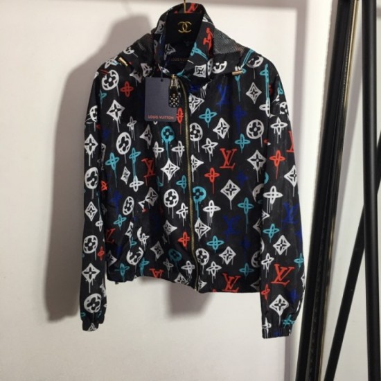 LOUIS VUITTON Louis Vuitton recommended sale 2023SS sports suit LOUIS VUITTON Louis Vuitton recommended sale 2023SS sports suit