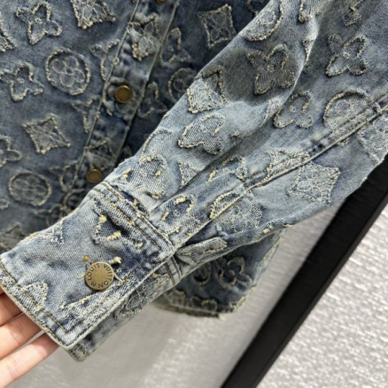 2023FW Denim shirt LOUIS VUITTON Popular ☆ Recommended for autumn 2023FW Denim shirt LOUIS VUITTON Popular ☆ Recommended for autumn