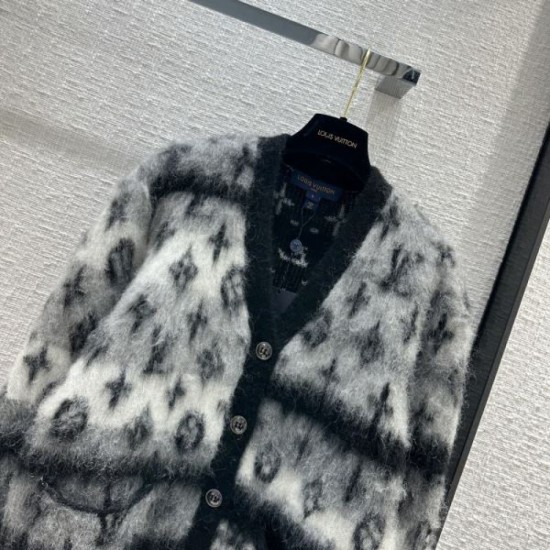 2023FW Knit Cardigan LOUIS VUITTON Recommended for fall/winter wear 2023FW Knit Cardigan LOUIS VUITTON Recommended for fall/winter wear