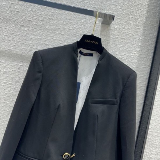 LOUIS VUITTON Louis Vuitton Explosive popularity in winter 2023FW coat LOUIS VUITTON Louis Vuitton Explosive popularity in winter 2023FW coat