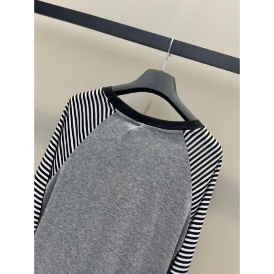 MIU MIU Miu Miu 2023FW Tops First-class item of the topic this season MIU MIU Miu Miu 2023FW Tops First-class item of the topic this season