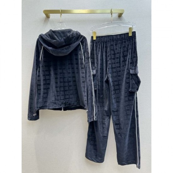 2023FW 2-piece setup MIU MIU Excellent mix-and-match ability 2023FW 2-piece setup MIU MIU Excellent mix-and-match ability