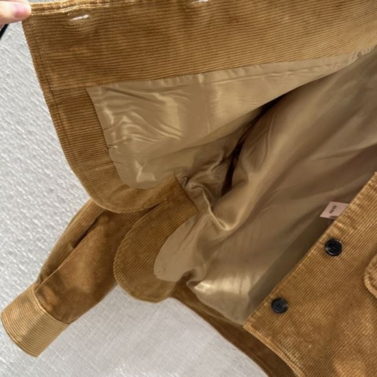 2023FW MIU MIU Miu Miu For those who want a classic coat 2023FW MIU MIU Miu Miu For those who want a classic coat