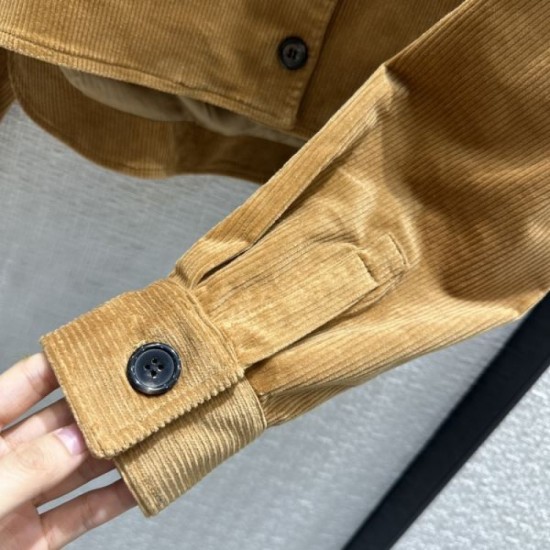 2023FW MIU MIU Miu Miu For those who want a classic coat 2023FW MIU MIU Miu Miu For those who want a classic coat