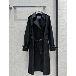 Model 2023SS trench coat of the extreme popularity in PRADA Prada Japan