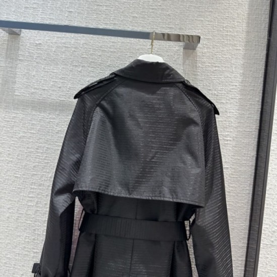 Model 2023SS trench coat of the extreme popularity in PRADA Prada Japan Model 2023SS trench coat of the extreme popularity in PRADA Prada Japan