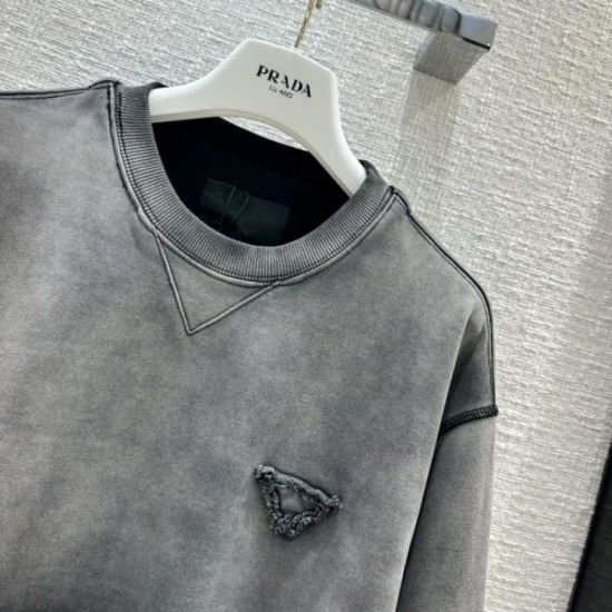 PRADA Prada 2023FW pullover new work suddenly price cut! PRADA Prada 2023FW pullover new work suddenly price cut!