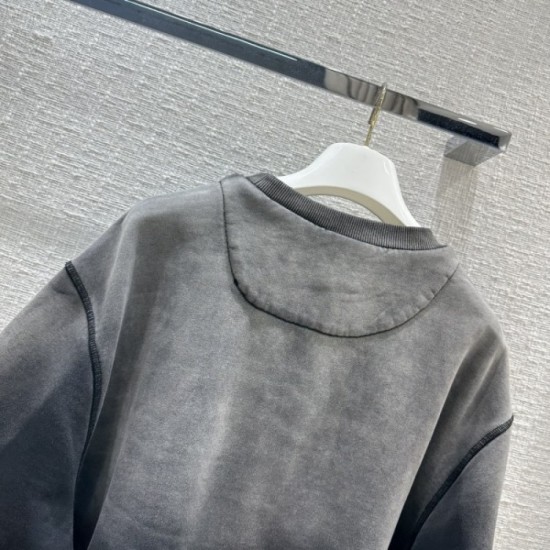 PRADA Prada 2023FW pullover new work suddenly price cut! PRADA Prada 2023FW pullover new work suddenly price cut!