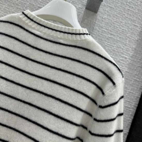 2023FW cashmere knit PRADA Prada should be worn this fall 2023FW cashmere knit PRADA Prada should be worn this fall