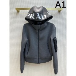 2023FW Coat PRADA Prada Eye-catching style this fall