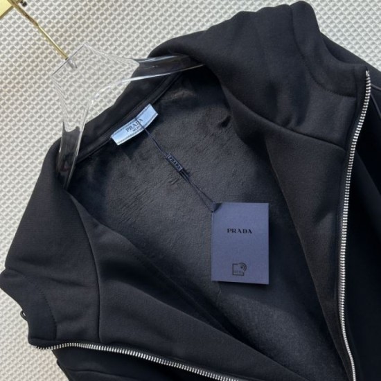 2023FW Trench Coat PRADA Pre-sale for overseas customers only 2023FW Trench Coat PRADA Pre-sale for overseas customers only