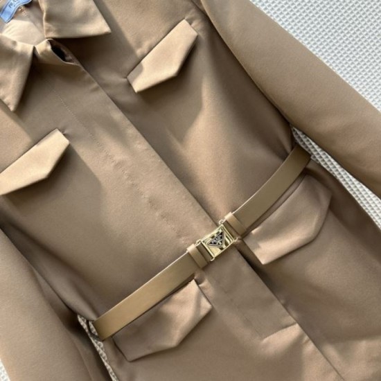 2023FW Coat PRADA Fans flock to the new fall edition 2023FW Coat PRADA Fans flock to the new fall edition