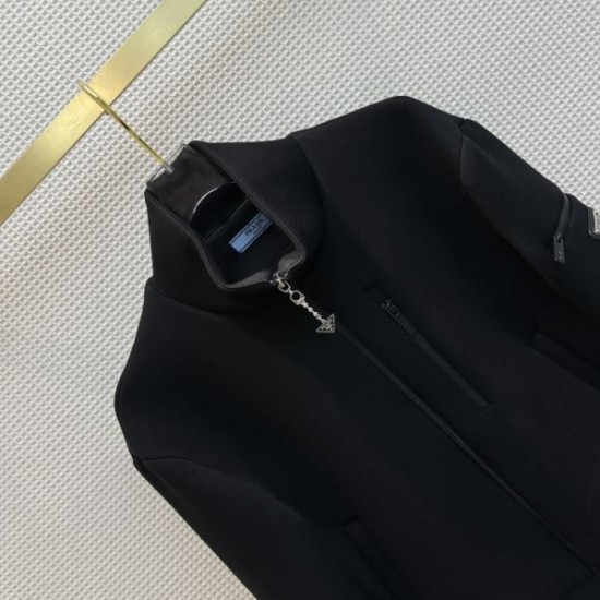 2023FW Jacket PRADA Perfect for autumn outings 2023FW Jacket PRADA Perfect for autumn outings