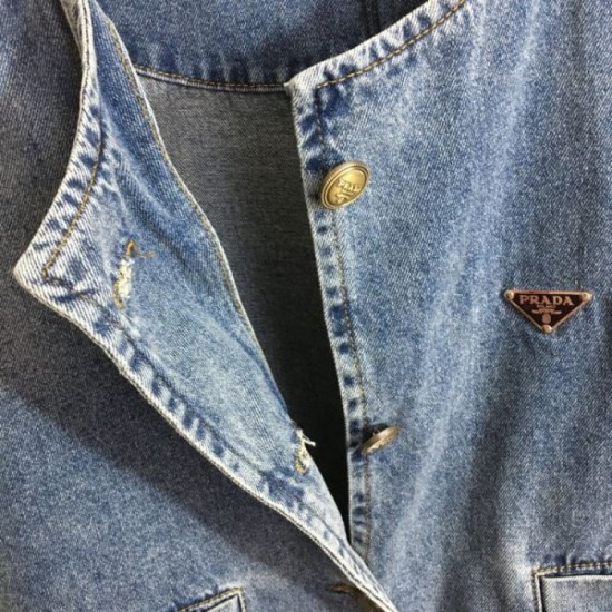 2023FW PRADA Prada new denim coat that is extremely popular 2023FW PRADA Prada new denim coat that is extremely popular