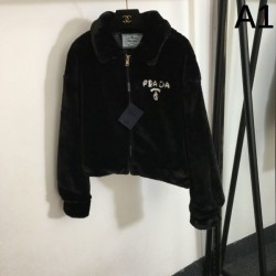 2023FW PRADA Prada A coat with a presence every season