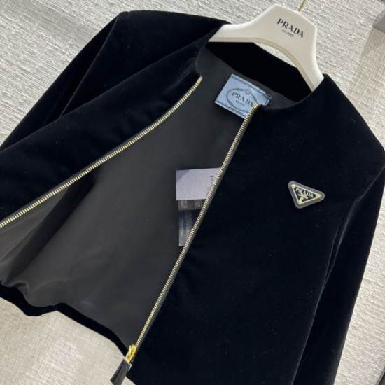 PRADA Prada 2023FW coat that will be the latest trend this year PRADA Prada 2023FW coat that will be the latest trend this year