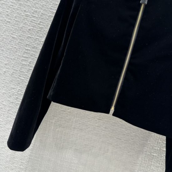 PRADA Prada 2023FW coat that will be the latest trend this year PRADA Prada 2023FW coat that will be the latest trend this year