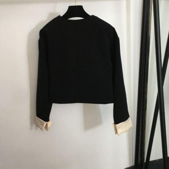 PRADA Enjoy fashionable fall and winter 2023FW coat PRADA Enjoy fashionable fall and winter 2023FW coat