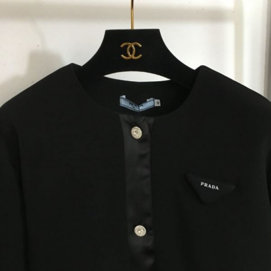 PRADA Enjoy fashionable fall and winter 2023FW coat PRADA Enjoy fashionable fall and winter 2023FW coat