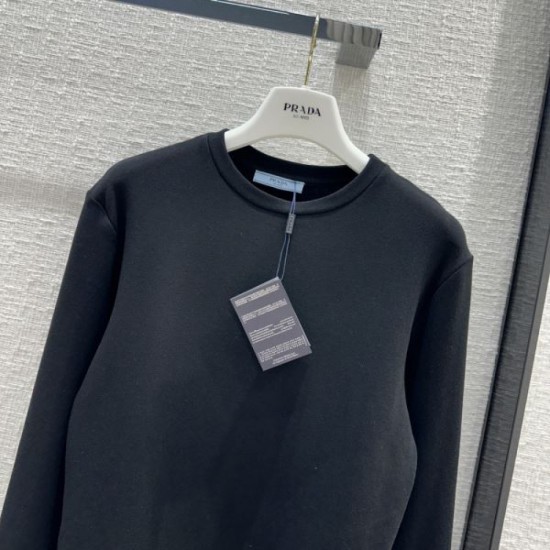 PRADA Prada fashionable and overwhelmingly popular 2023FW innerwear PRADA Prada fashionable and overwhelmingly popular 2023FW innerwear