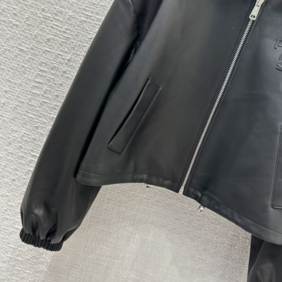 PRADA PRADA Improve your winter classic style 2023FW Jacket PRADA PRADA Improve your winter classic style 2023FW Jacket