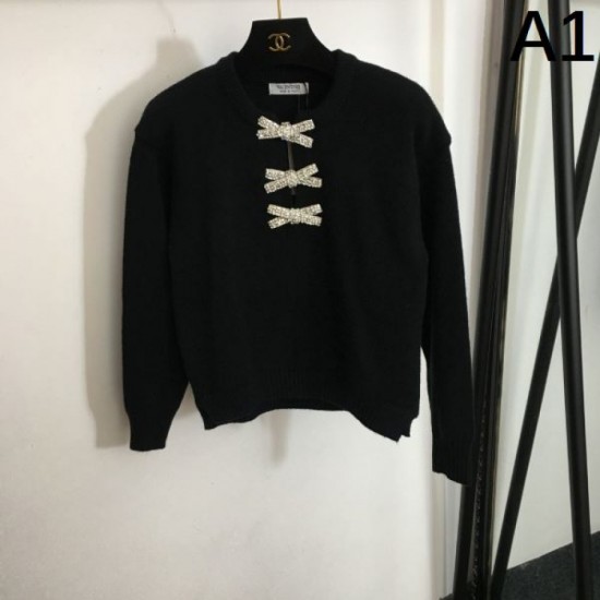 VALENTINO Winter new arrival 2023FW long sleeve knit VALENTINO Winter new arrival 2023FW long sleeve knit