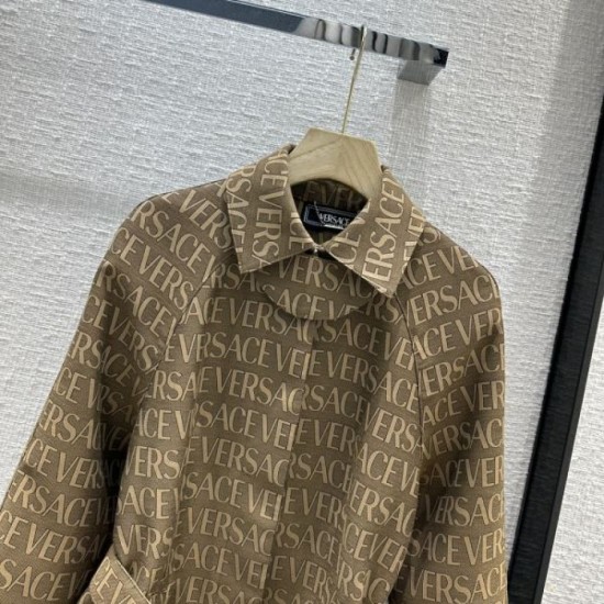 2023FW Coat VERSACE Only one item available! VIP customer sale 2023FW Coat VERSACE Only one item available! VIP customer sale