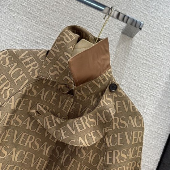 2023FW Coat VERSACE Only one item available! VIP customer sale 2023FW Coat VERSACE Only one item available! VIP customer sale