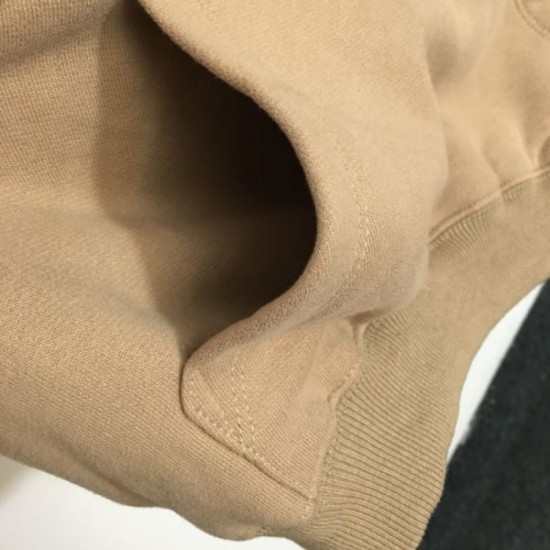 2023FW YSL Yves Saint Laurent pullover that is being used one after another 2023FW YSL Yves Saint Laurent pullover that is being used one after another