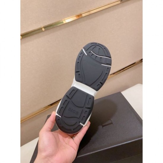 DIOR Dior 2023FW sneakers with an elegant winter feel DIOR Dior 2023FW sneakers with an elegant winter feel