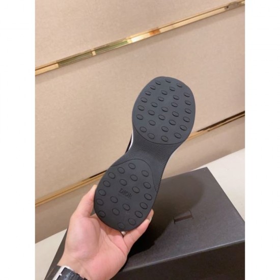 DIOR Dior Wonderful winter staple item 2023FW sneakers DIOR Dior Wonderful winter staple item 2023FW sneakers