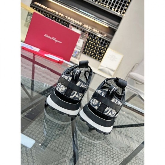FERRAGAMO Salvatore Ferragamo sneakers 2023AW leading role of summer coordination FERRAGAMO Salvatore Ferragamo sneakers 2023AW leading role of summer coordination