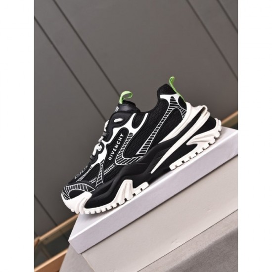 Eye-catching style this summer 2023SS sneakers GIVENCHY Givenchy Eye-catching style this summer 2023SS sneakers GIVENCHY Givenchy