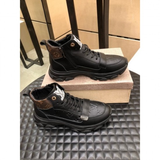 LOUIS VUITTON Louis Vuitton sneakers 2023AW Coming soon to Japan LOUIS VUITTON Louis Vuitton sneakers 2023AW Coming soon to Japan