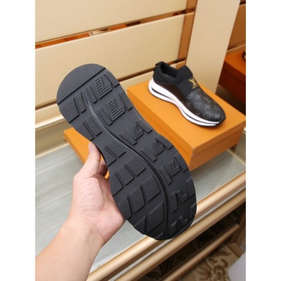 It is recommended to LOUIS VUITTON Louis Vuitton sneakers 2023AW gift It is recommended to LOUIS VUITTON Louis Vuitton sneakers 2023AW gift