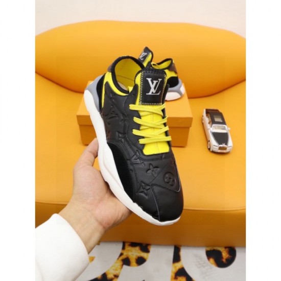 2023SS logo is wonderful LOUIS VUITTON Louis Vuitton sneakers 2023SS logo is wonderful LOUIS VUITTON Louis Vuitton sneakers