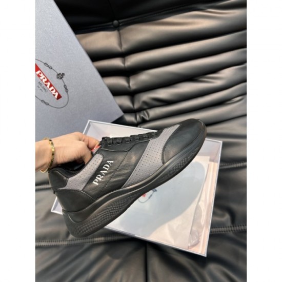 A flood of fans aiming for the new summer 2023SS sneakers PRADA Prada A flood of fans aiming for the new summer 2023SS sneakers PRADA Prada