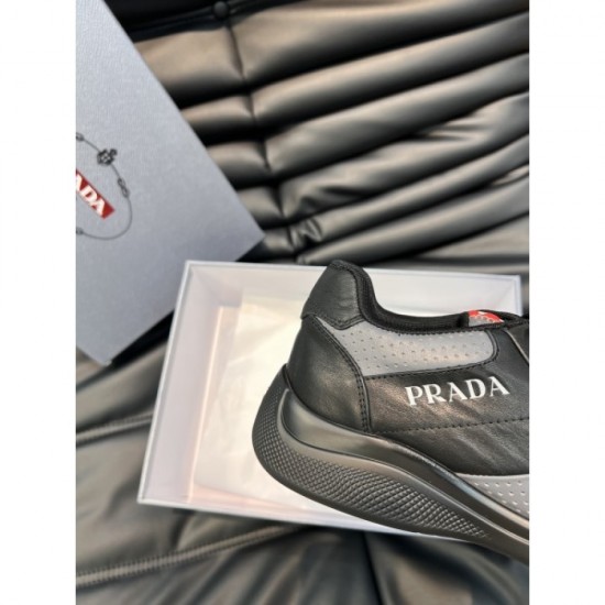 A flood of fans aiming for the new summer 2023SS sneakers PRADA Prada A flood of fans aiming for the new summer 2023SS sneakers PRADA Prada