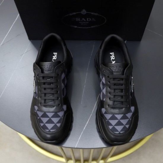 Enjoy trendy coordination 2023FW sneakers PRADA Prada Enjoy trendy coordination 2023FW sneakers PRADA Prada